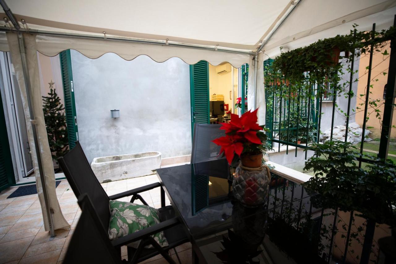 Flatinrome Trastevere Deluxe Rooms - Green Patio 외부 사진