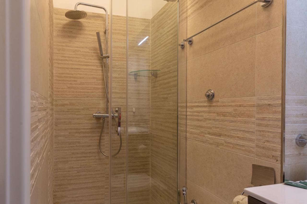 Flatinrome Trastevere Deluxe Rooms - Green Patio 외부 사진