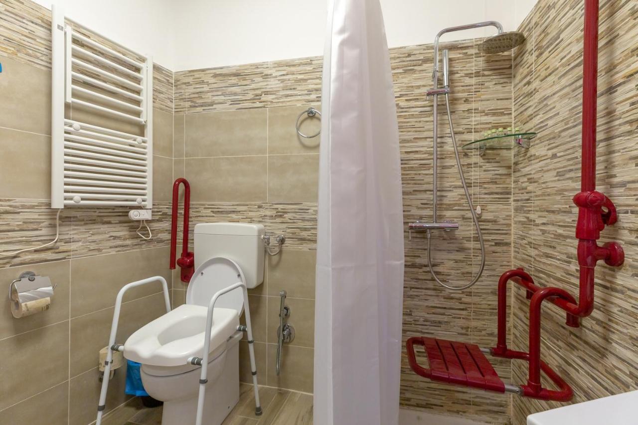 Flatinrome Trastevere Deluxe Rooms - Green Patio 외부 사진