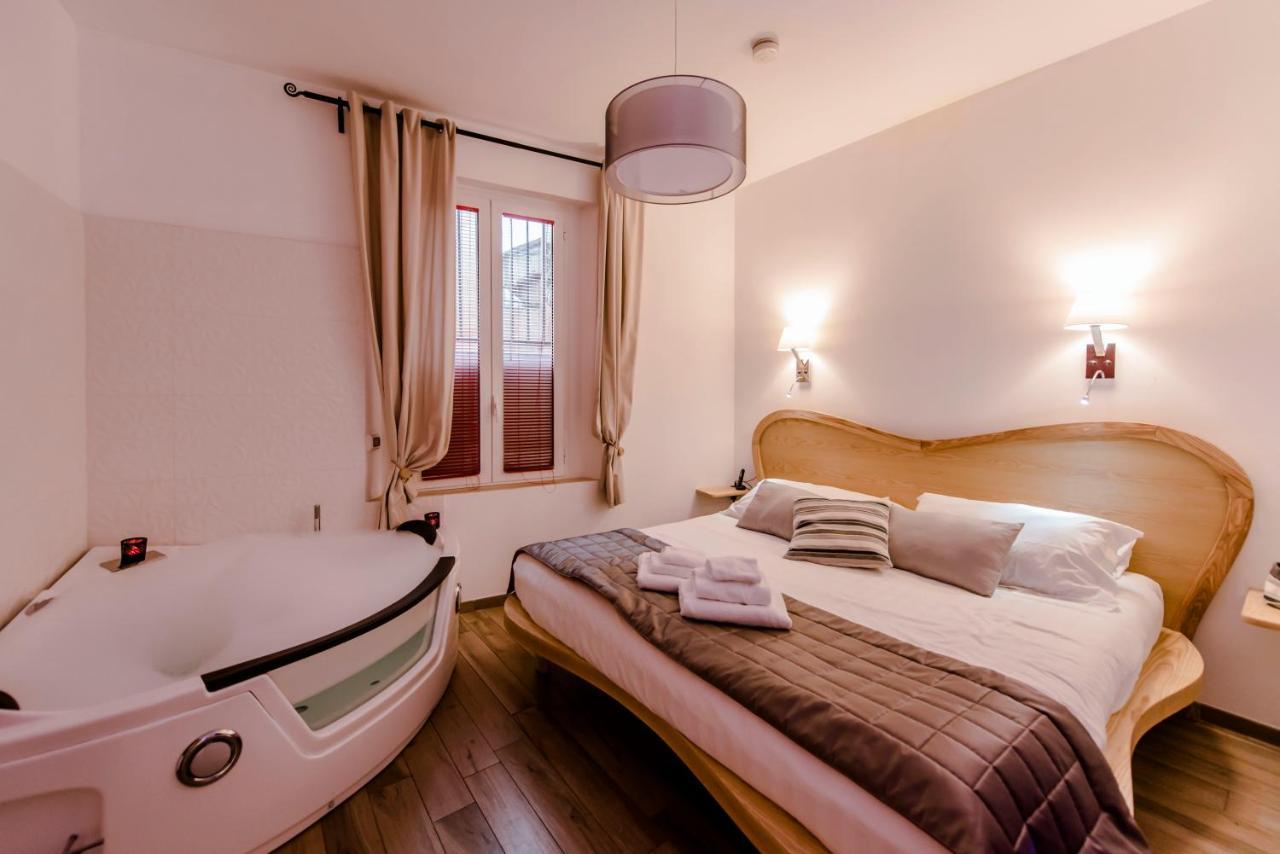 Flatinrome Trastevere Deluxe Rooms - Green Patio 외부 사진