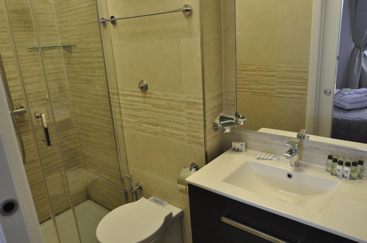 Flatinrome Trastevere Deluxe Rooms - Green Patio 외부 사진