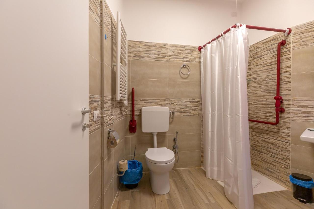 Flatinrome Trastevere Deluxe Rooms - Green Patio 외부 사진
