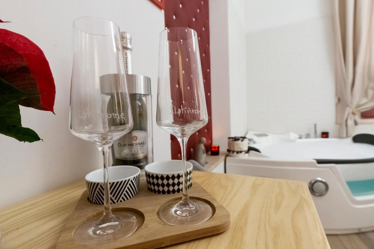 Flatinrome Trastevere Deluxe Rooms - Green Patio 외부 사진
